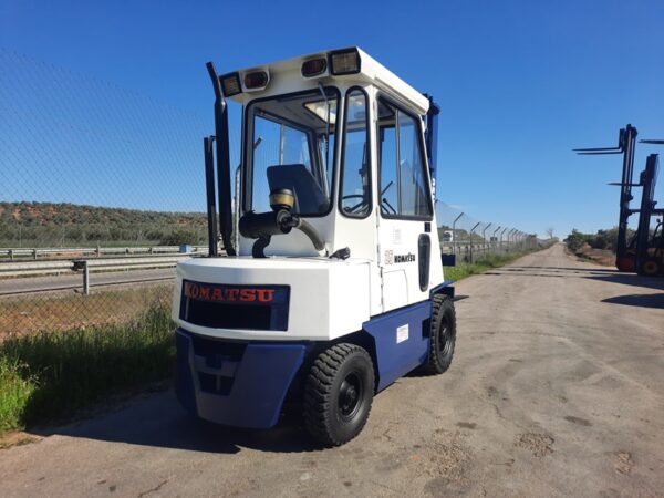 MJ 3036. KOMATSU FD25/8 - Imagen 3