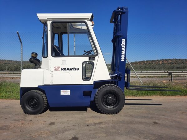 MJ 3036. KOMATSU FD25/8 - Imagen 2
