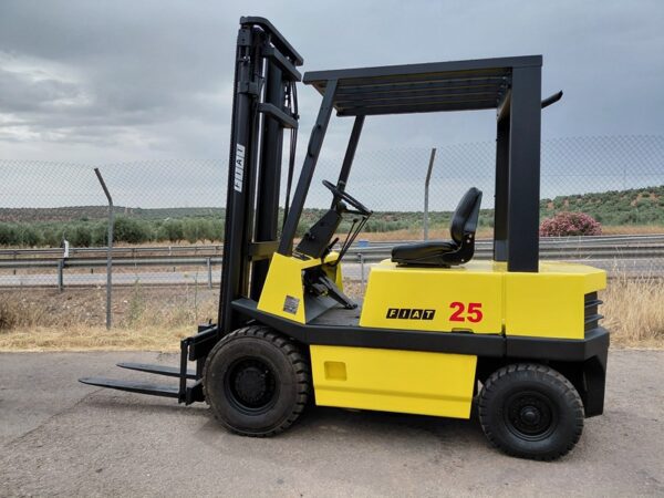 MJ 3074. FIAT DI25
